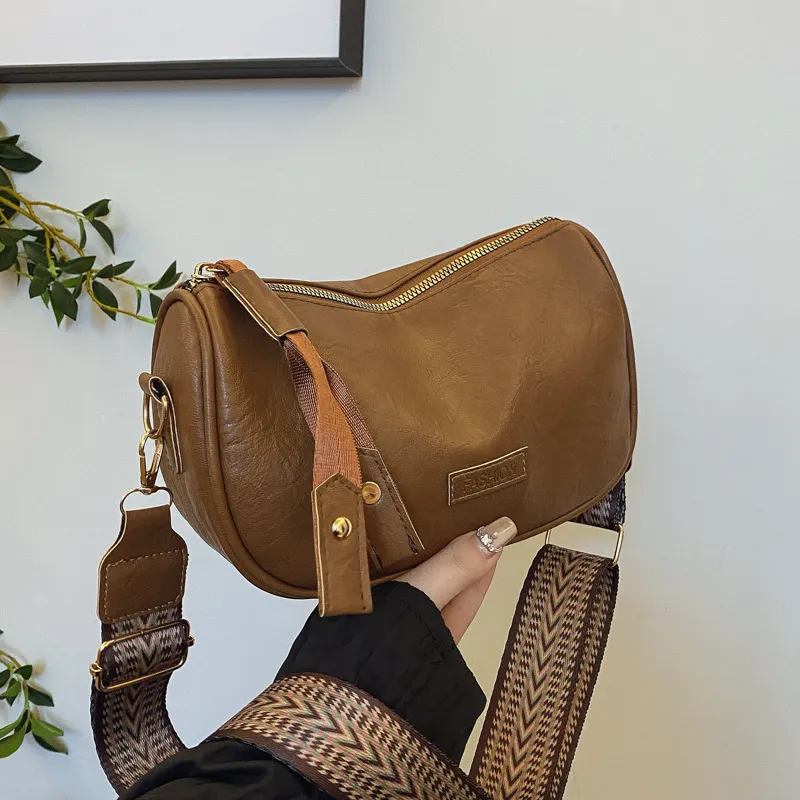 Women Fashion Retro Simple Solid Color Small Square Crossbody Bag