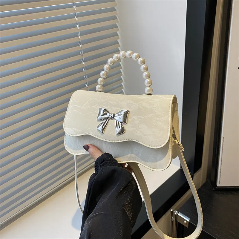 Women Fashion Elegant Solid Color Pearl Handheld Bowknot Buckle Crossbody Bag