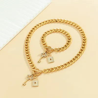 Women Fashion Metal Key Lock Pendant Bracelet Necklace Set Aluminum Chain Alloy Rhinestone