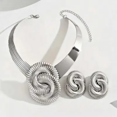 Women's Retro Exaggerated Geometric Twisted Thread Necklace Earrings Set