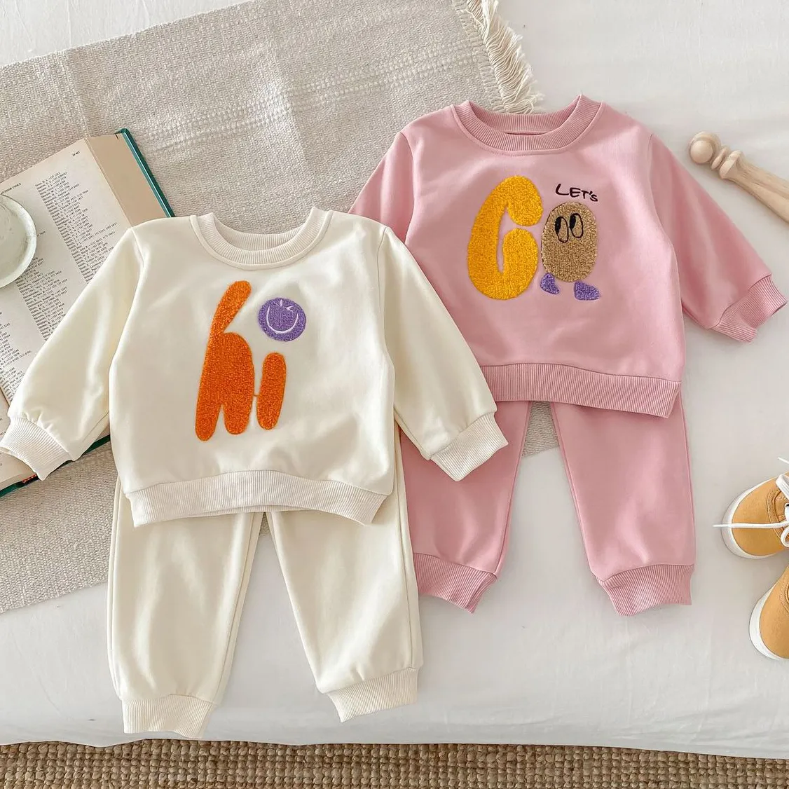 Kids Baby Boys And Girls Fashion Casual Embroidered Long Sleeve Sweatshirt Pants Two-Piece Set