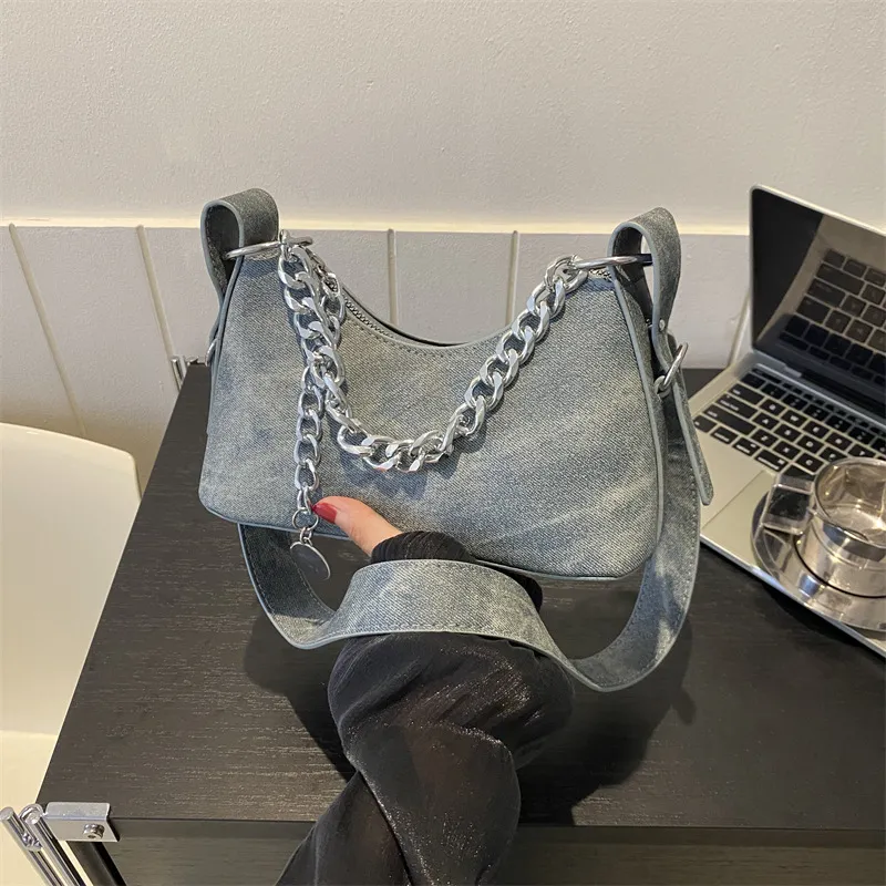 Women Fashion Casual PU Denim Chain Shoulder Bag with Zipper Closure