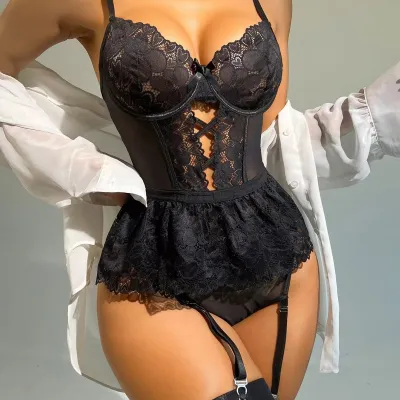 Women Fashion Solid Color Perspective Lace Sexy Lingerie Set