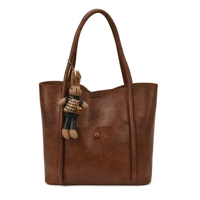 Women Fashion Casual Retro Wax Leather Large Capacity Pendant Shoulder Bag