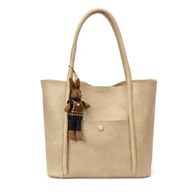 Women Fashion Casual Retro Wax Leather Large Capacity Pendant Shoulder Bag
