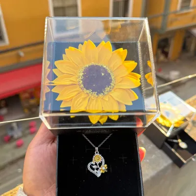 Fashion Simulation Flower Sunflower Necklace Acrylic Jewelry Box