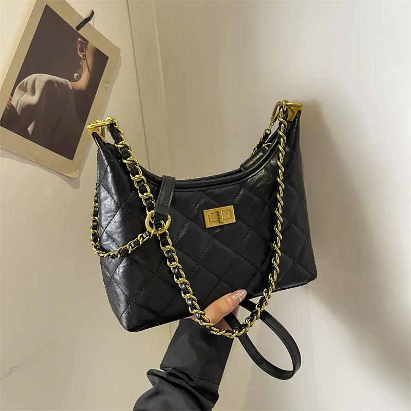 Women Fashion Casual Rhomboid Chain Shoulder Bag PU Soft Tote 22x30x9cm