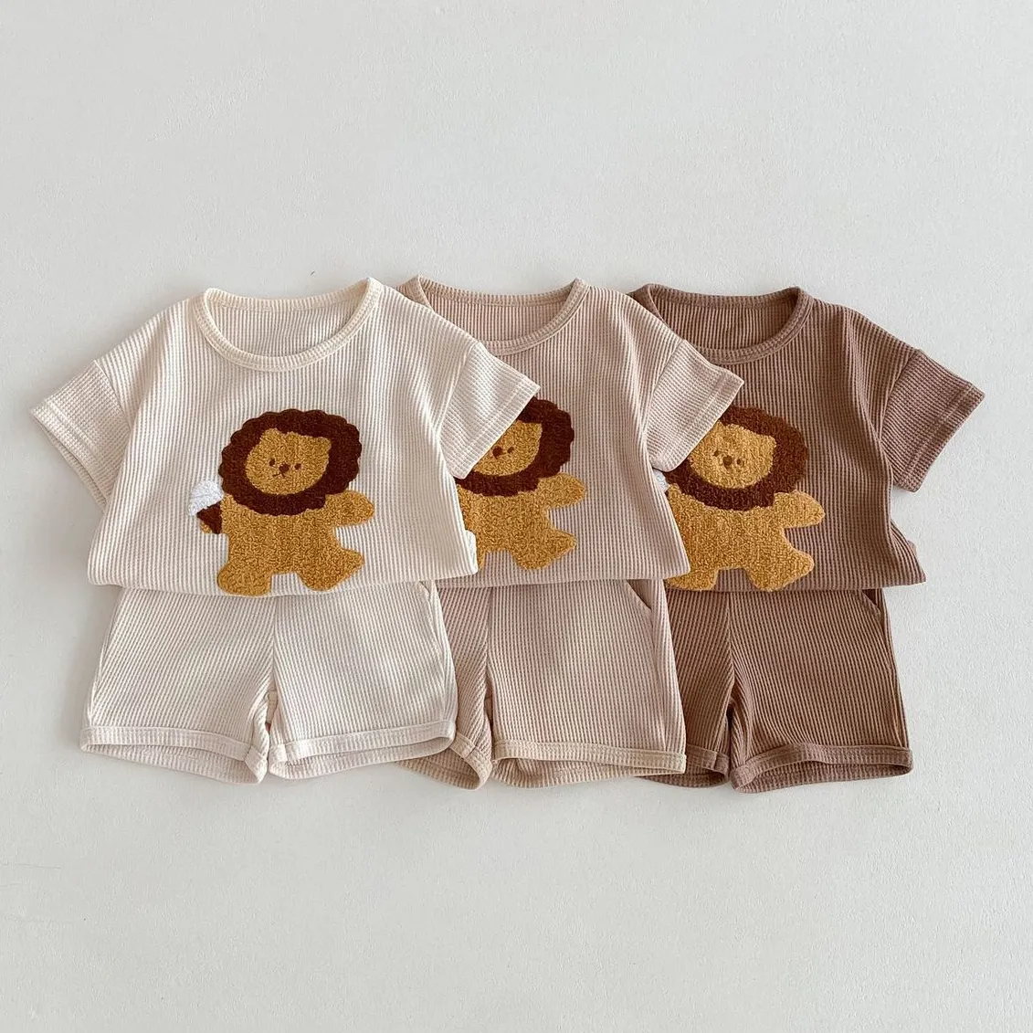 Kids Baby Boys Fashion Cute Lion Embroidered Waffle Cotton Short-Sleeve T-Shirt and Shorts Set