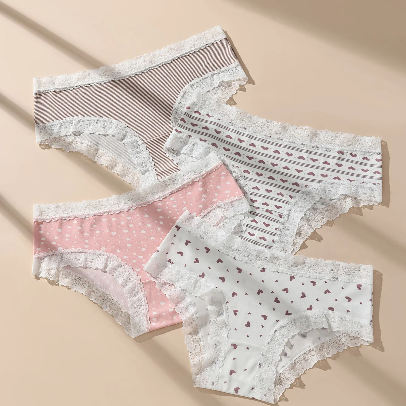 Women Fashion Cute Heart Printed Breathable Low Waist Underpants
