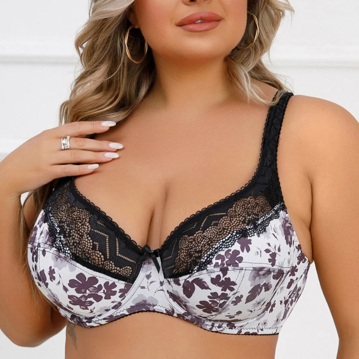 Women Plus Size Sexy Lace Printed Ultra-Thin Double-Breasted Steel Ring Adjustable Bra