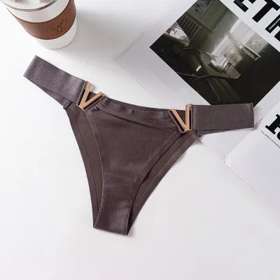 Women Fashion Sexy Solid Color V-Shaped Buckle Waist Low Waist Thong