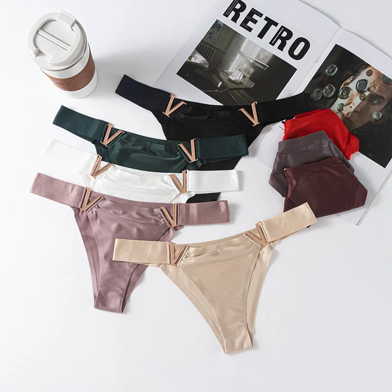 Women Fashion Sexy Solid Color V-Shaped Buckle Waist Low Waist Thong