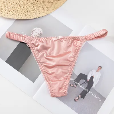 Women Fashion Sexy Solid Color Traceless Low Waist Thong