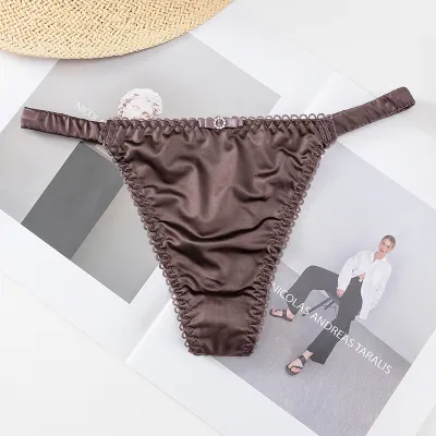 Women Fashion Sexy Solid Color Traceless Low Waist Thong