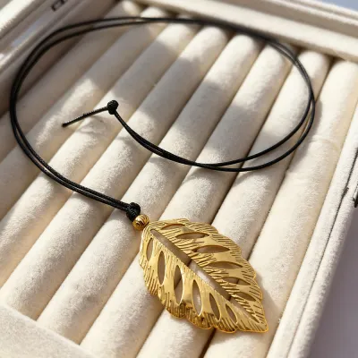 Women's Fashion Geometric Rope Chain 304 Stainless Steel Pendant Necklace