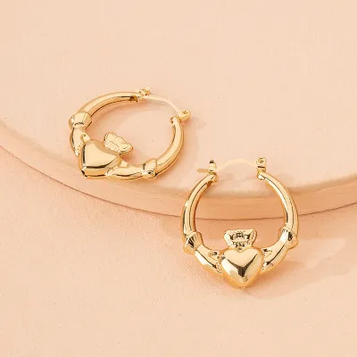 Women Fashion Geometric Love Metal Earrings