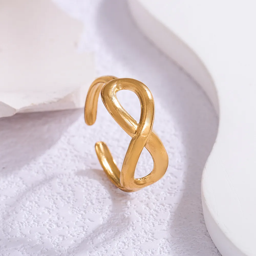 Women Fashion Simple Gold Plated Geometric Infinity Ring Jewelry