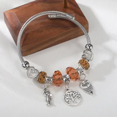 Fashion Beaded Pendant Bracelet