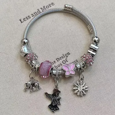 Fashion Beaded Pendant Bracelet