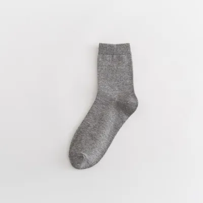 Men's Fashion Casual Solid Color Breathable Disposable Socks