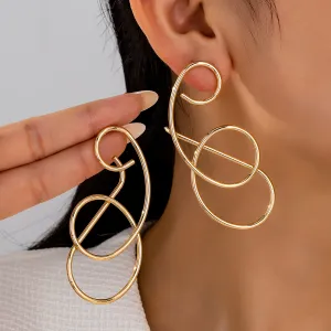 Women's Fashion Irregular Geometric Line Earrings