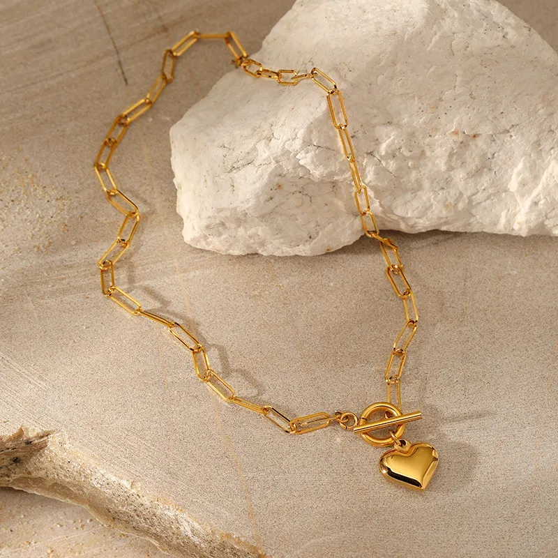 Women's 304 Stainless Steel Gold Peach Heart Pendant Paper Clip Chain Necklace