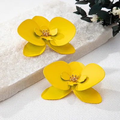 Women Fashion Retro Multi-Layer Petal Earrings Unique Design Light Luxury Alloy