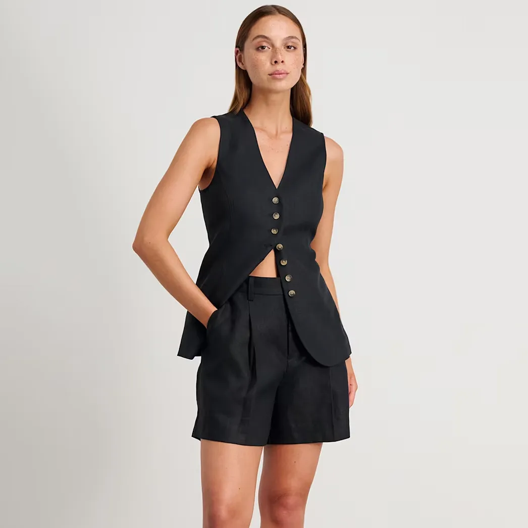 Women Fashion Casual Solid Color Cotton And Linen V-Neck Vest Loose Shorts Two-Piece Set