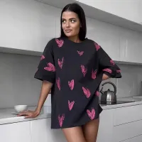 Camiseta corta de manga corta con estampado de letras y cuello redondo para mujer