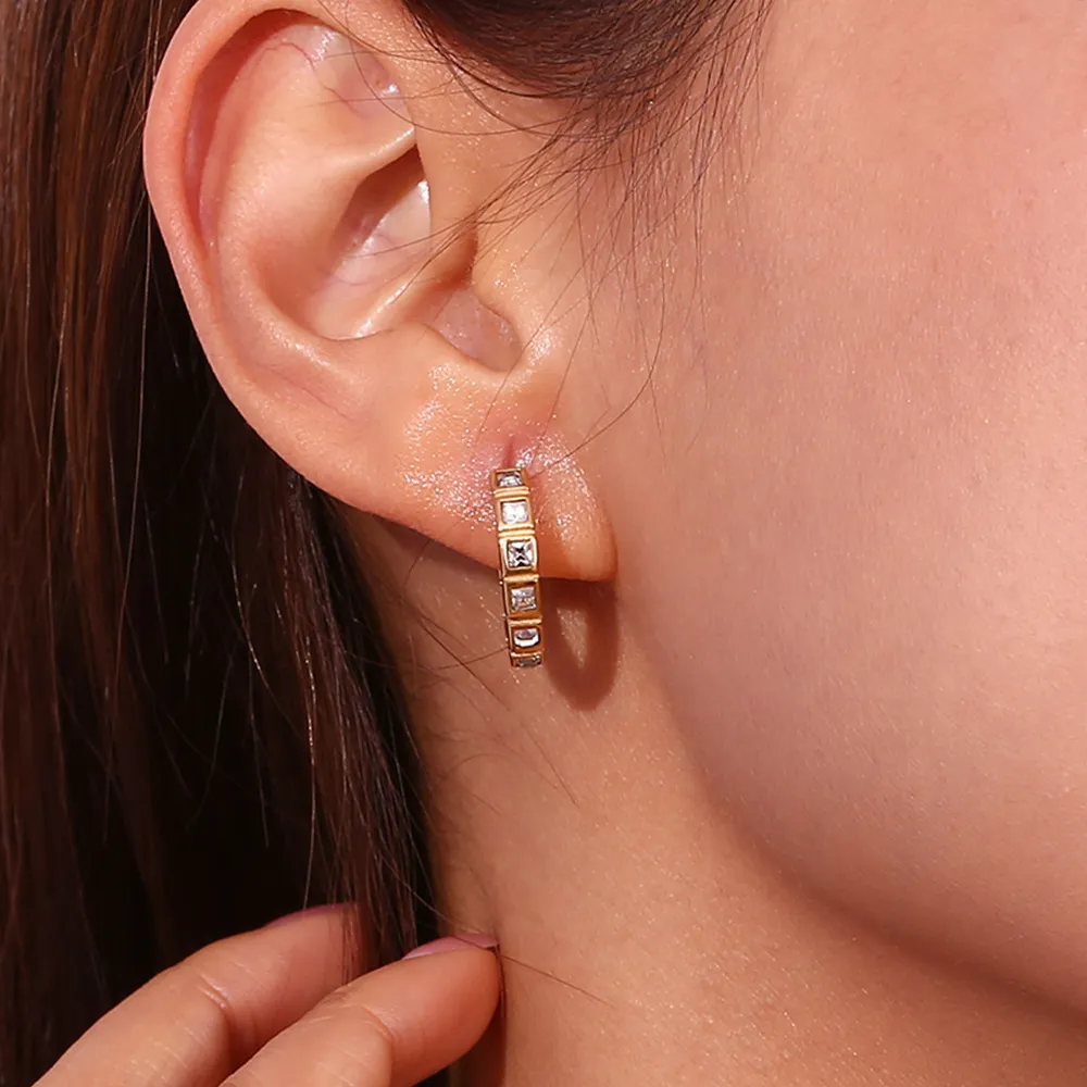 Women Fashion Simple 316L Stainless Steel Square Zircon Earrings