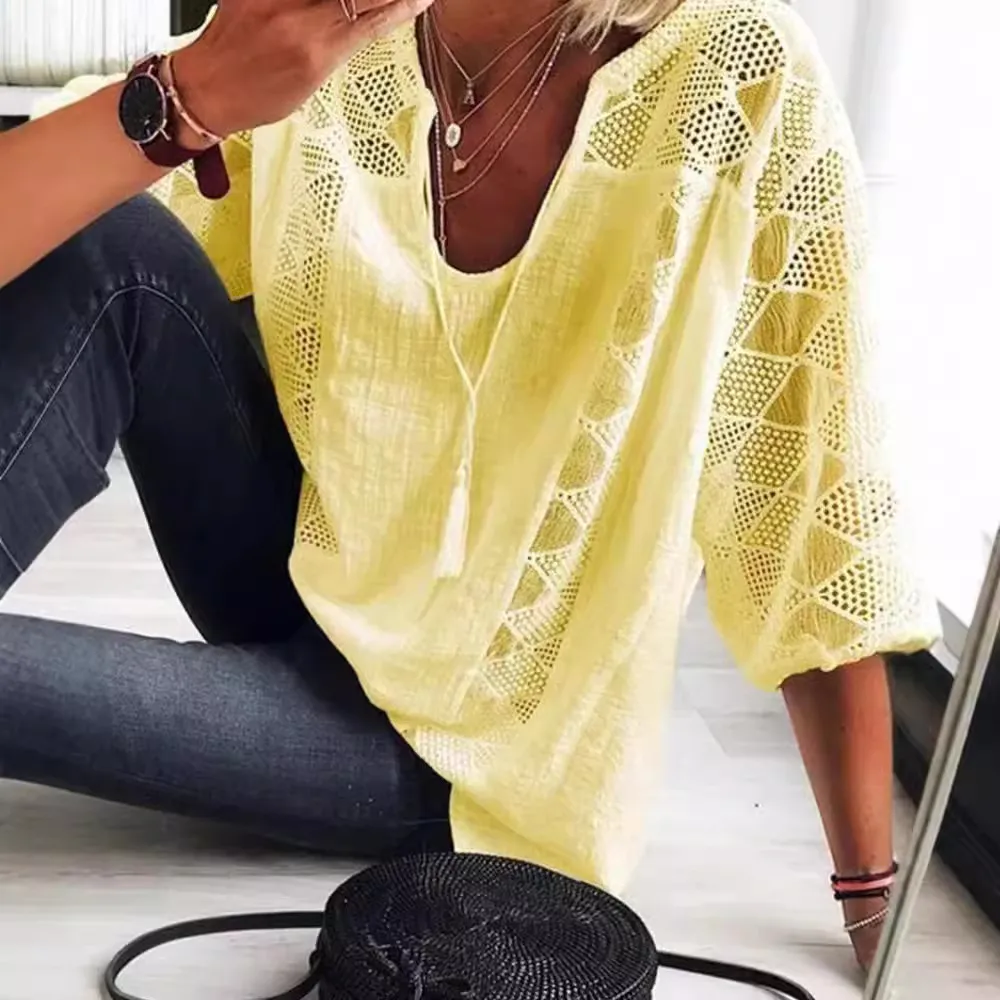Women Fashion Casual Solid Color Lace Hollow Stitching U-Neck Short-Sleeve Blouse