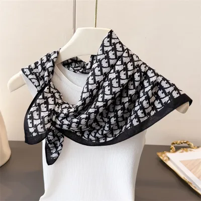Women Fashion Casual Cotton Linen Pattern Printed Small Square Silk Scarf