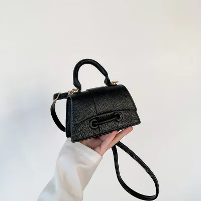 Women Fashion Casual Solid Color Mini PU Crossbody Bag with Magnetic Clasp