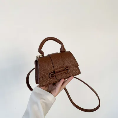 Women Fashion Casual Solid Color Mini PU Crossbody Bag with Magnetic Clasp