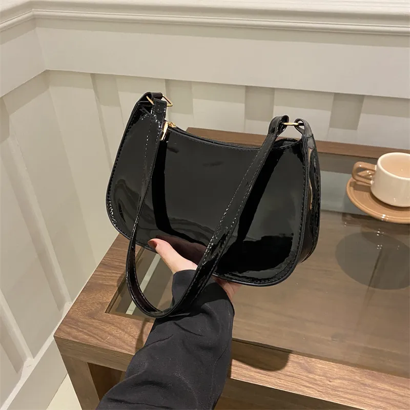 Women Fashion Casual Simple Solid Color Small Square Crossbody Bag