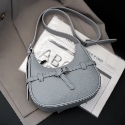 Women Fashion Casual Solid Color Litchi Pattern Crossbody Bag Zipper Closure