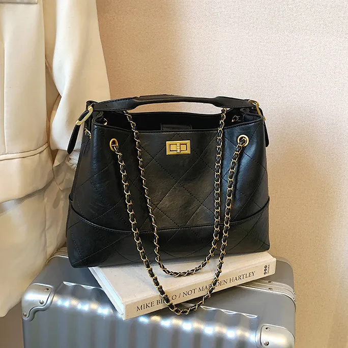 Women Fashion Retro Suede Rhombic Large Capacity Chain Handbag