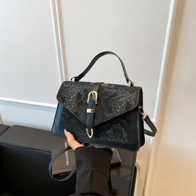 Women Fashion Casual Solid Snake Small Square Handbag