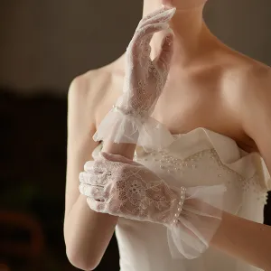 Women White Lace Pearl Decoration Short Elegant Party Wedding Gloves