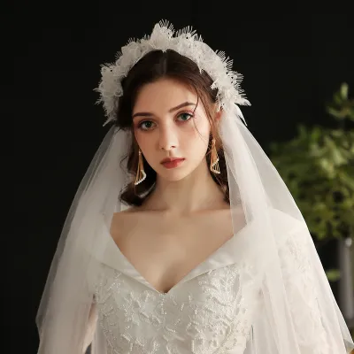Women Fashion White Lace Mesh Fabric Bridal Veil with Flowers for Party Wedding