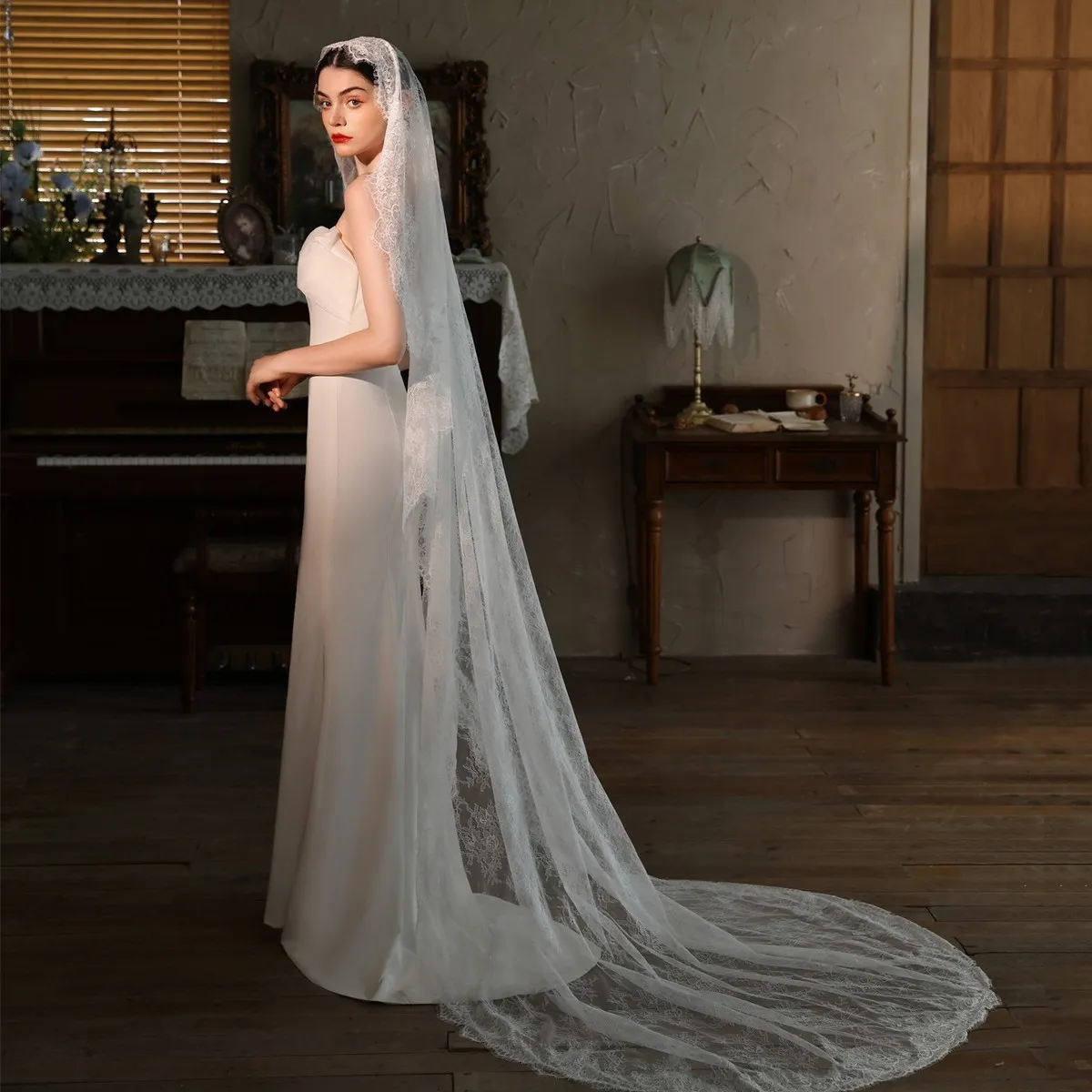 Women Vintage Lace Nylon Long Wedding Bridal Veil