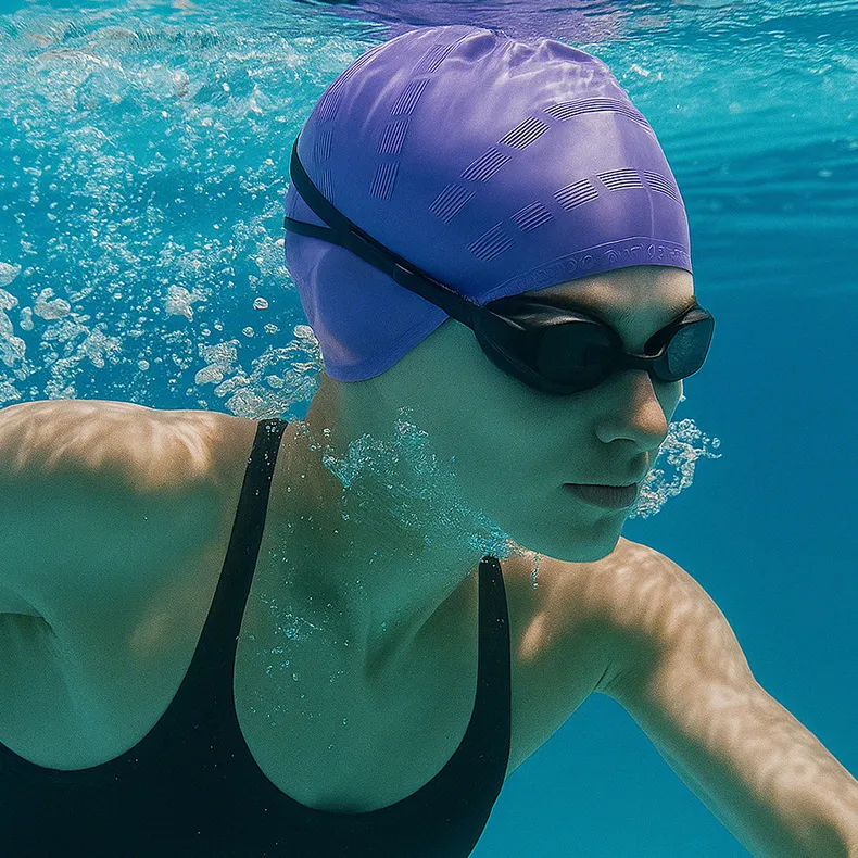 Women Stripe Pattern Silicone Ear Protection Waterproof Swimming Cap