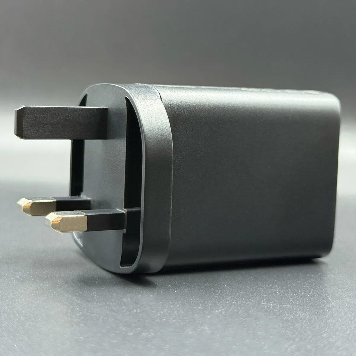 Fashion Pd30w Mobile Phone Charging Head