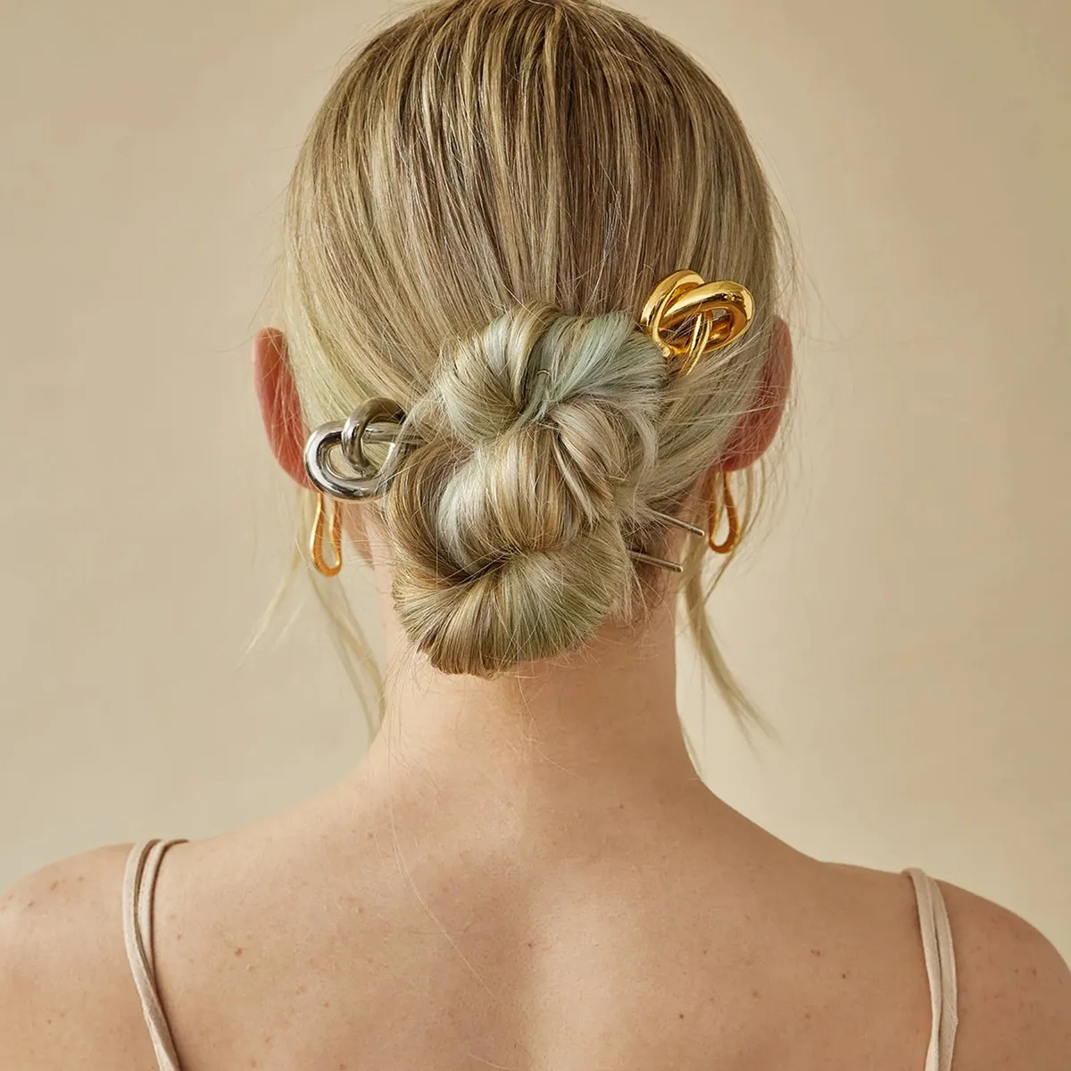 Women Fashion Simple 18k Gold U-Shaped Hairpin