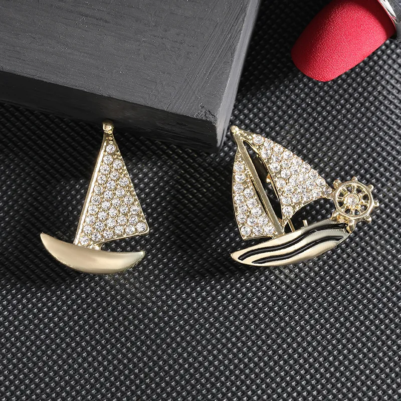 Fashion Creative Rhinestone Oil Drip Sailing Brooch