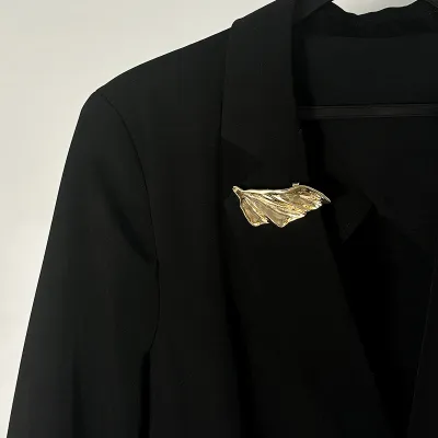 Women Fashion Irregular Alloy Brooch Geometric Metal Brooch