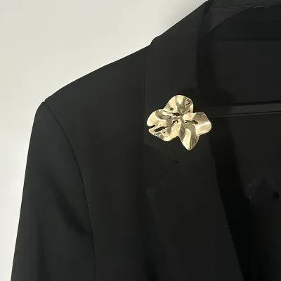 Women Fashion Irregular Alloy Brooch Geometric Metal Brooch