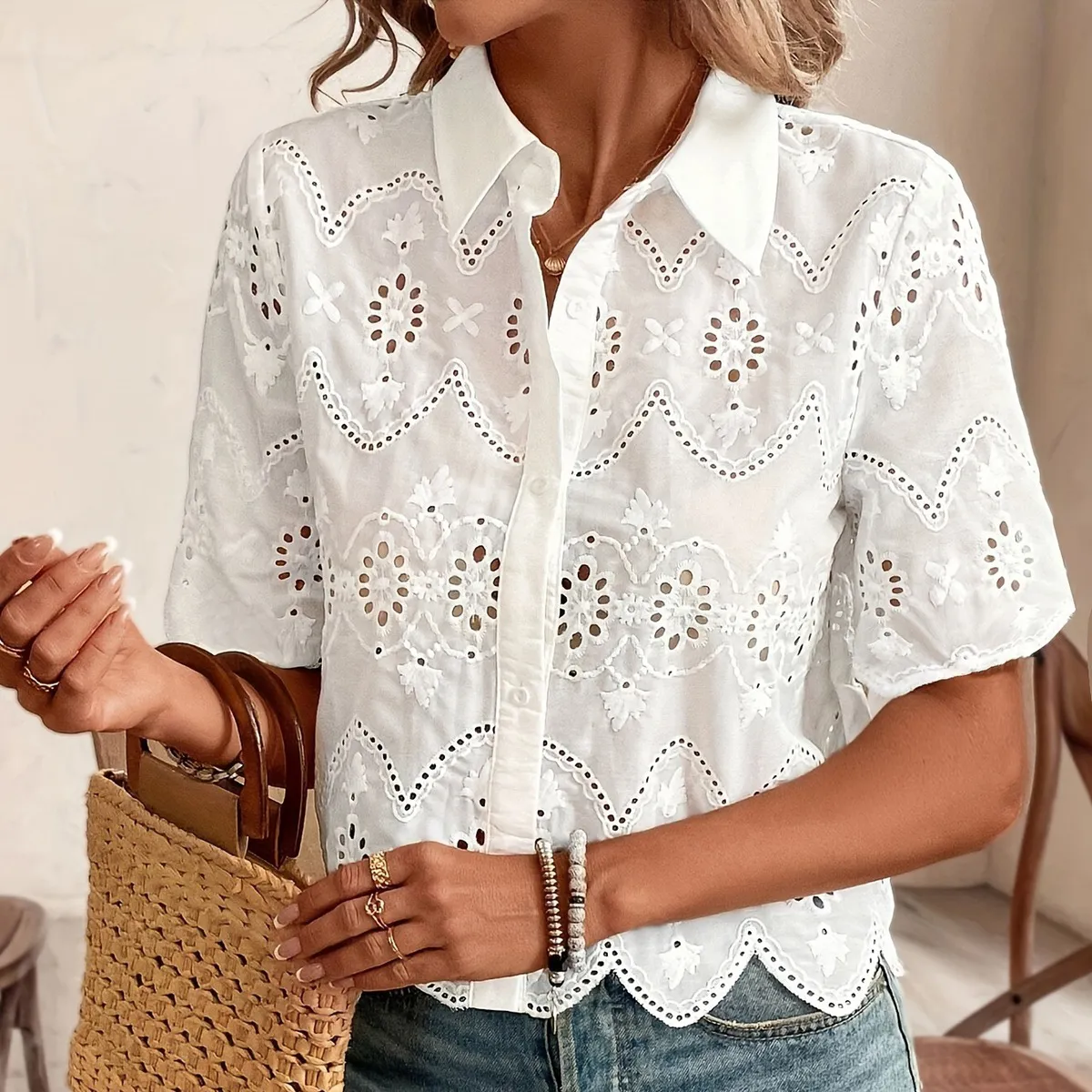 Spring And Summer Women Fashion Solid Color Hollow Collar Short Sleeve Shirt