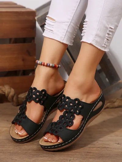 Women Fashion Casual Solid Color Flower Hollow Peep-Toe Wedge Platform Slippers