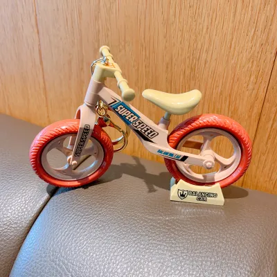 Creative Moveable Sliding Bicycle Keychain Plastic Cartoon Jewelry Keychain Fun Play Bag Keychain